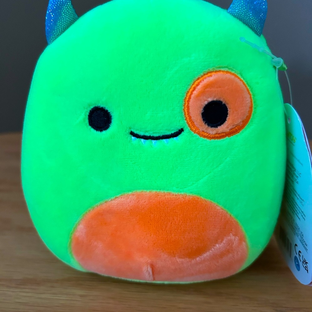 Squishmallows 5”Kaprina Halloween 🎃